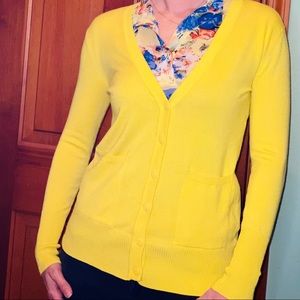 Urban Coco vibrant yellow cardigan